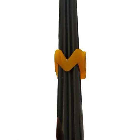 Bakelite Ring Butterscotch Yellow Carved Snake 6g US 8 - Picture 7 of 8